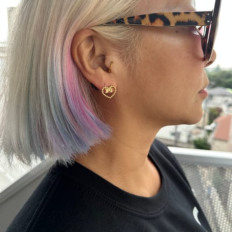 Me love earrings