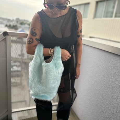 DIR69 x burself faux fur shopper