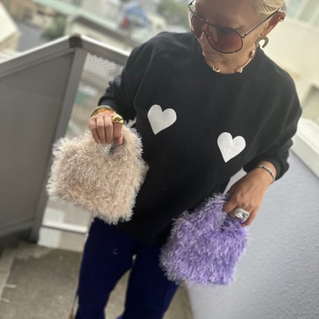 Fluffy tote