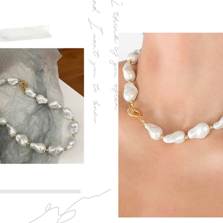Fake baroque pearl necklace