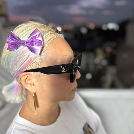 Mirror bow clip