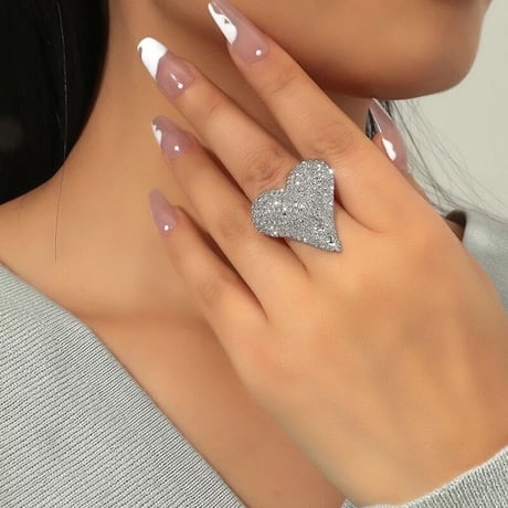 Bling heart ring