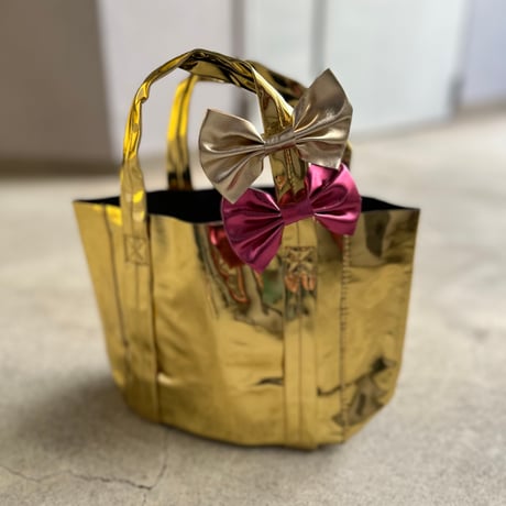 Mirror bow clip
