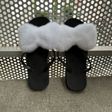 Ribbon fur thong