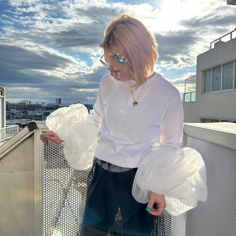 Removable big  cuff tee