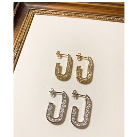 U shaped earrings