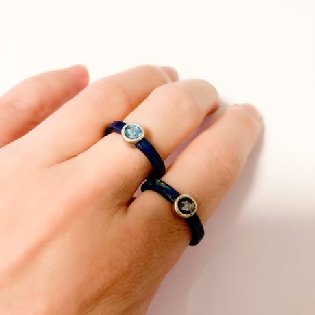 Otro accesorio / Leather belt ring B