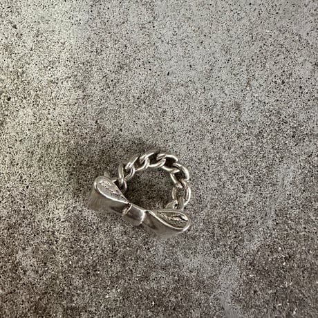 Otro accesorio ribbon chain ring