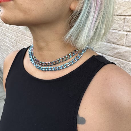 Colored chain necklace