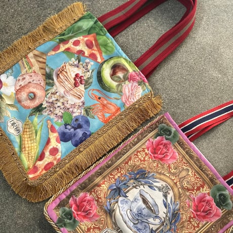 DIR69 x burself printed tote