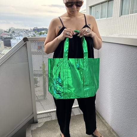 Mirror tote w long strap