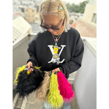 Fur totes w chain strap