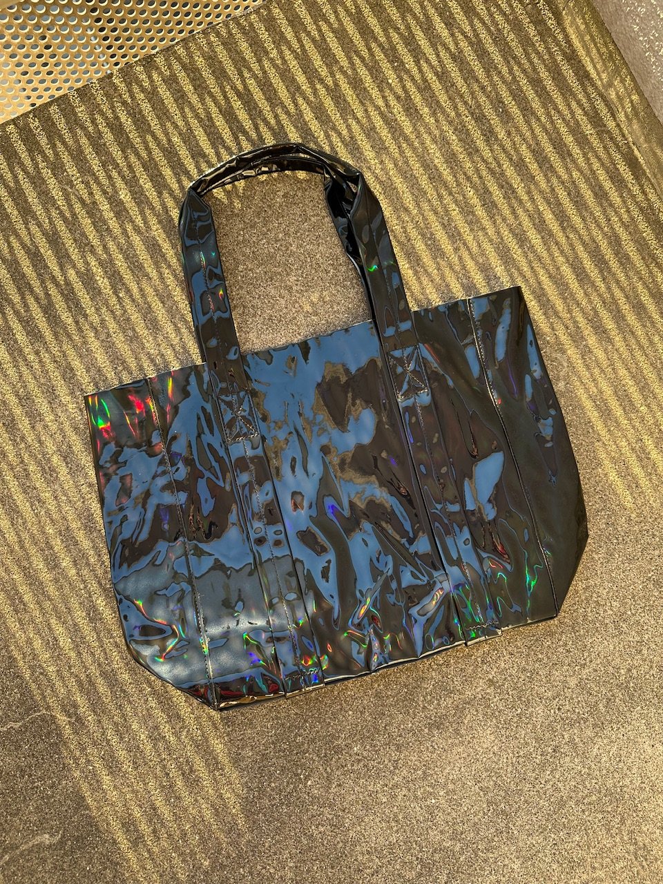 Mirror tote w long strap burself