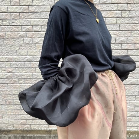 Removable big  cuff tee