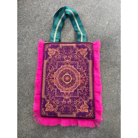 DIR69 x burself padded tote
