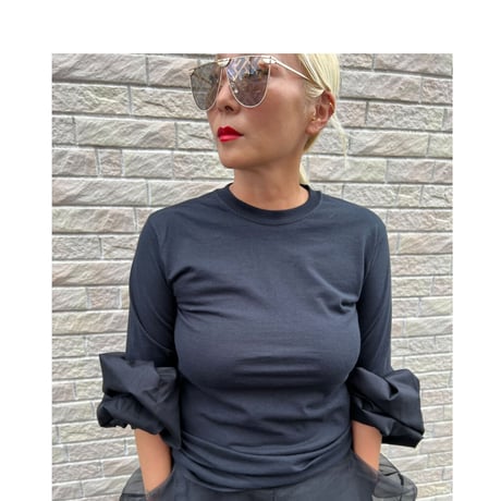 bud sleeve tee