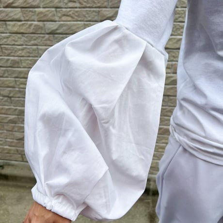 bud sleeve tee
