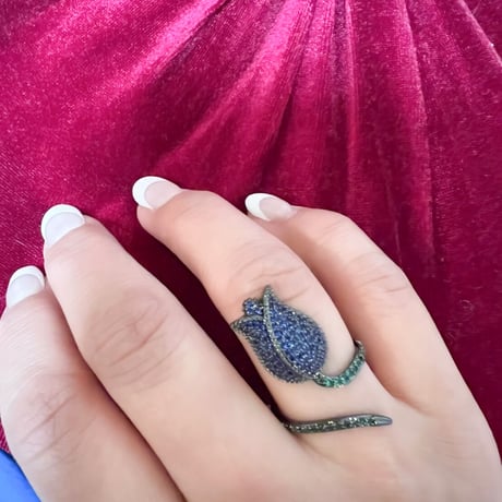 Tulip ring