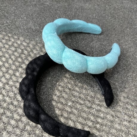 Scallop pile headband