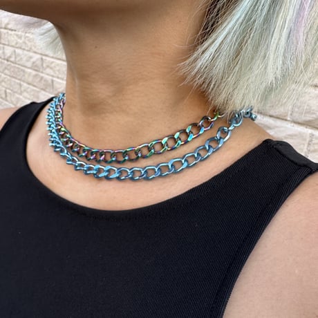 Colored chain necklace