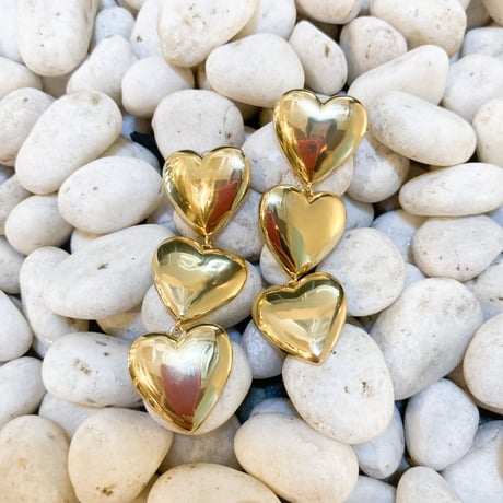 3 gold hearts earrings