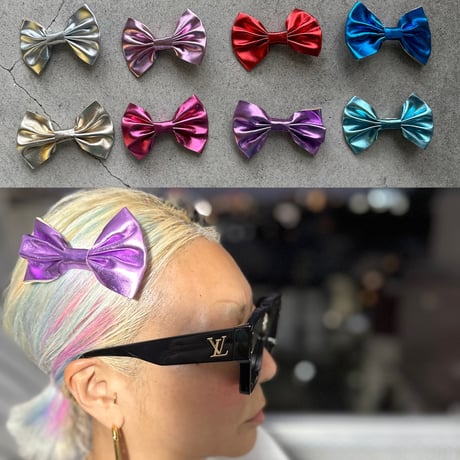 Mirror bow clip