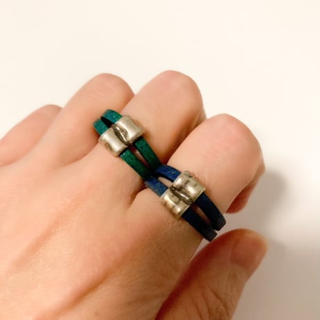 Otro accesorio / Leather belt ring B