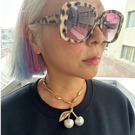Luv u necklaces