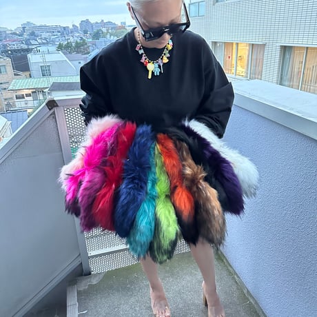 Lux eco fur heart bag w clip pierce