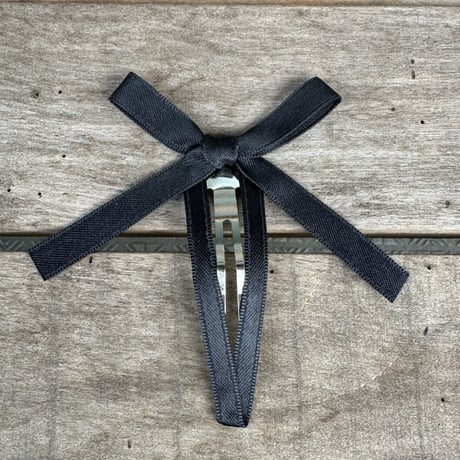 Ribbon hair pin
