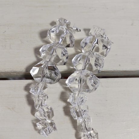 Rock crystal earrings