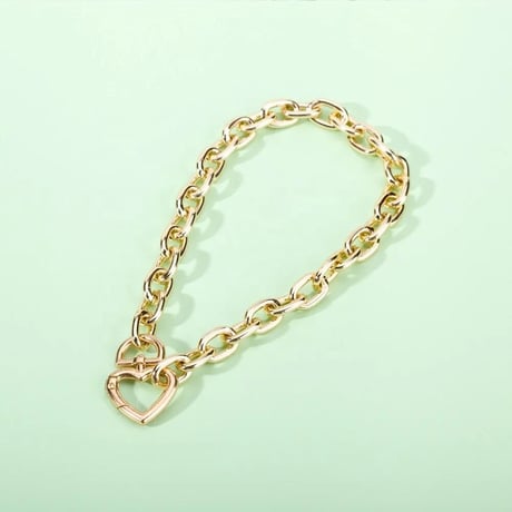 Heart clasp chunky chain necklace