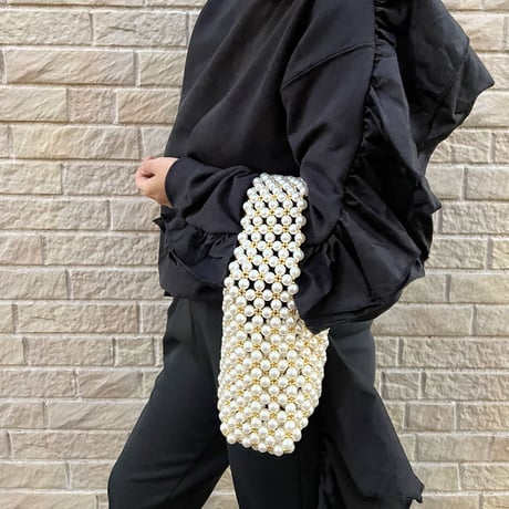 Wide handle pearl & gold beaded bag