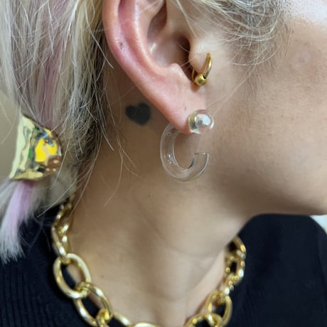 Various clear earrings