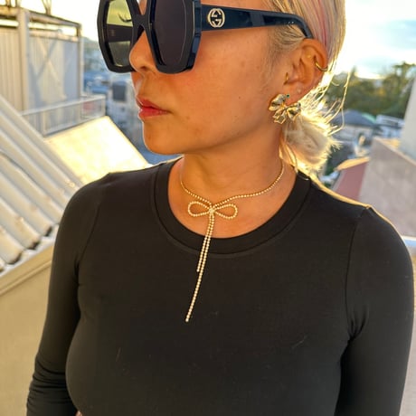 Bling bow necklace