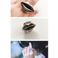 Lip ring