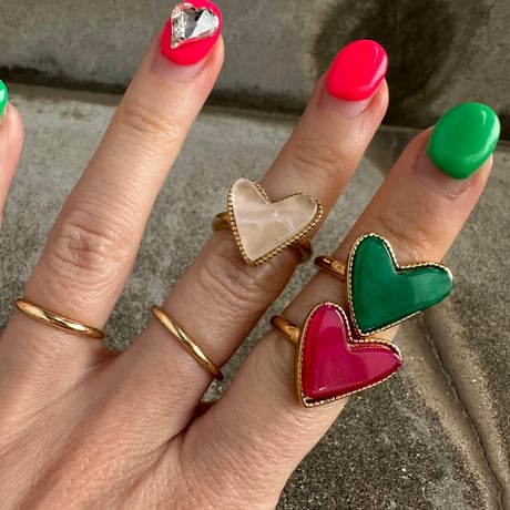 Look-at-me heart ring