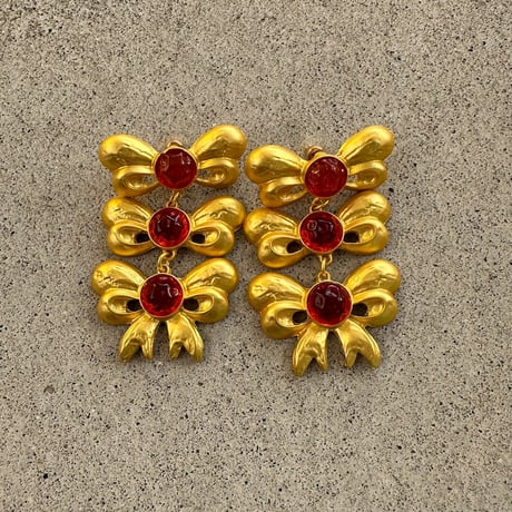 Bow bow bow earrings