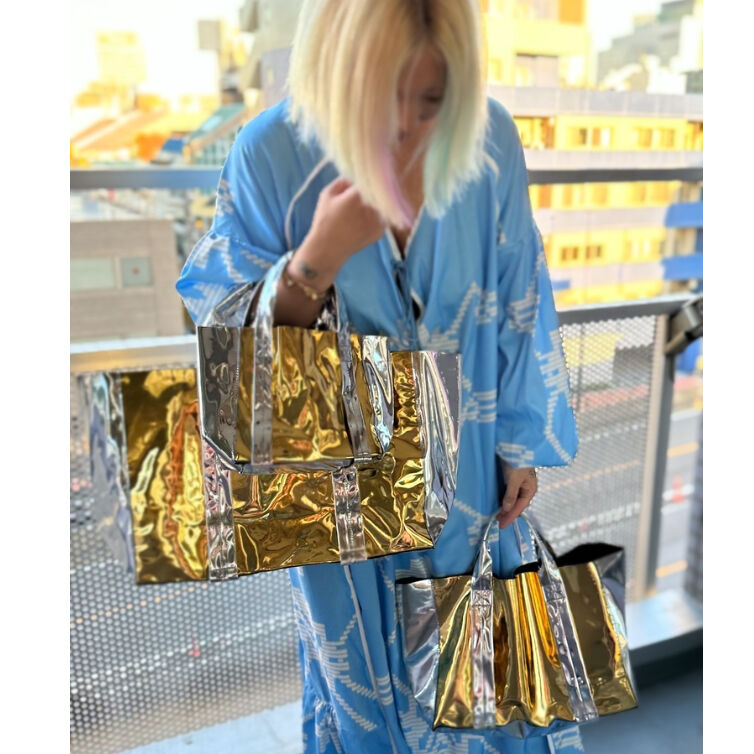 Bi-color mirror tote ( 3 sizes ) | burself
