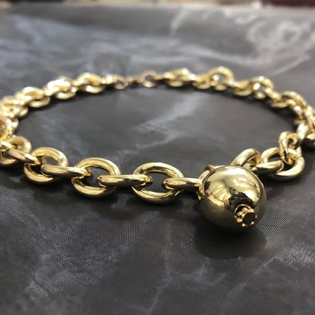 Ball top necklace