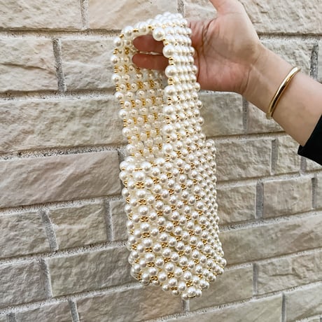 Wide handle pearl & gold beaded bag