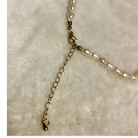 Freshwater pearl necklace w tiny top