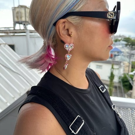 Pink heart design earrings