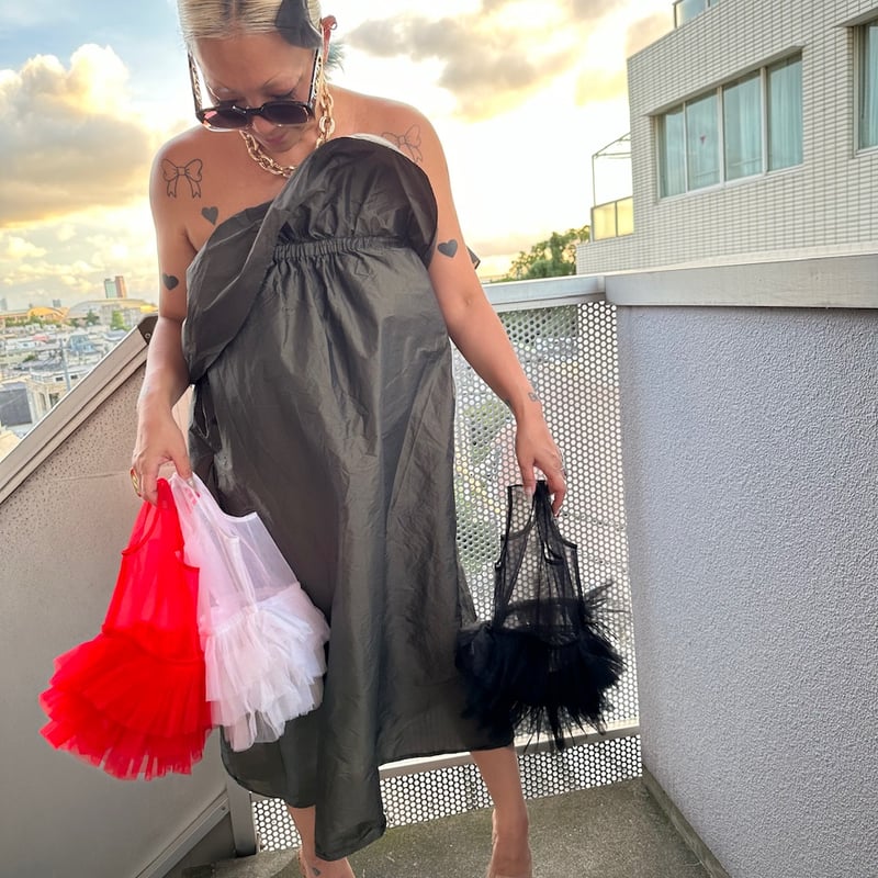 Frilled tulle shopper bag by burself x DIR69 |
