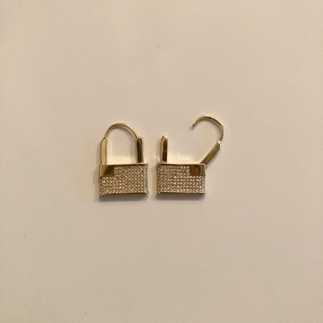 Big lock earrings