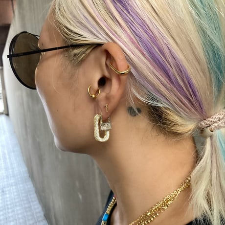 U shaped earrings
