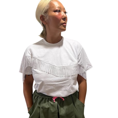 Slope fringed tee