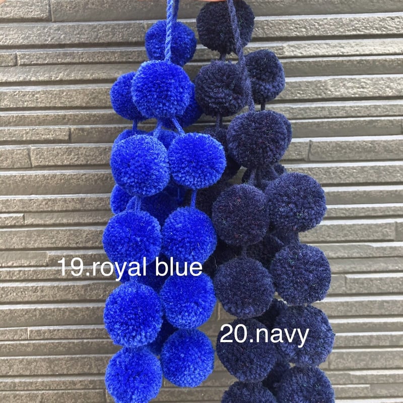 pompom bag charm | burself