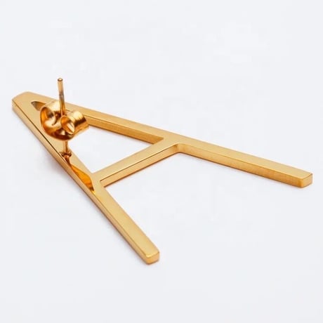 Big letter earring ( 片耳用)