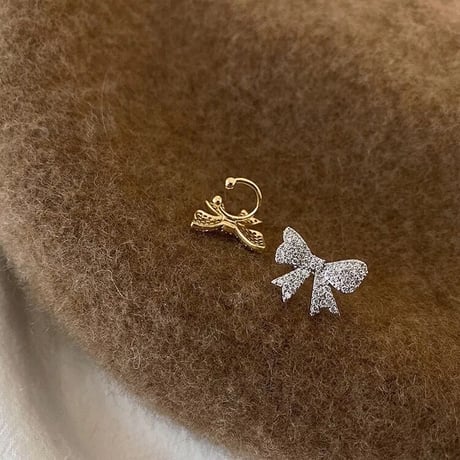 Little bow ear cuff